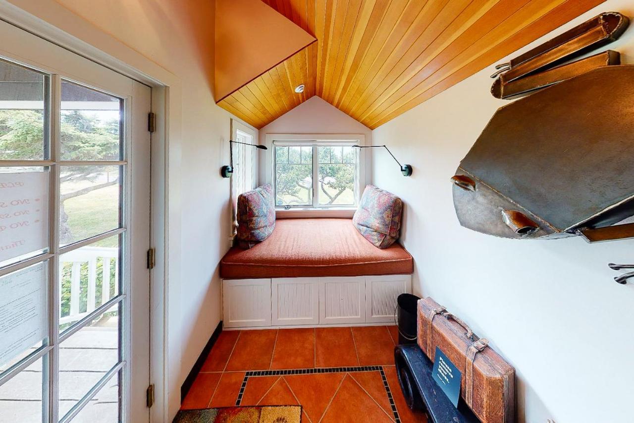 Wecoma Creekside Villa Lincoln City Esterno foto