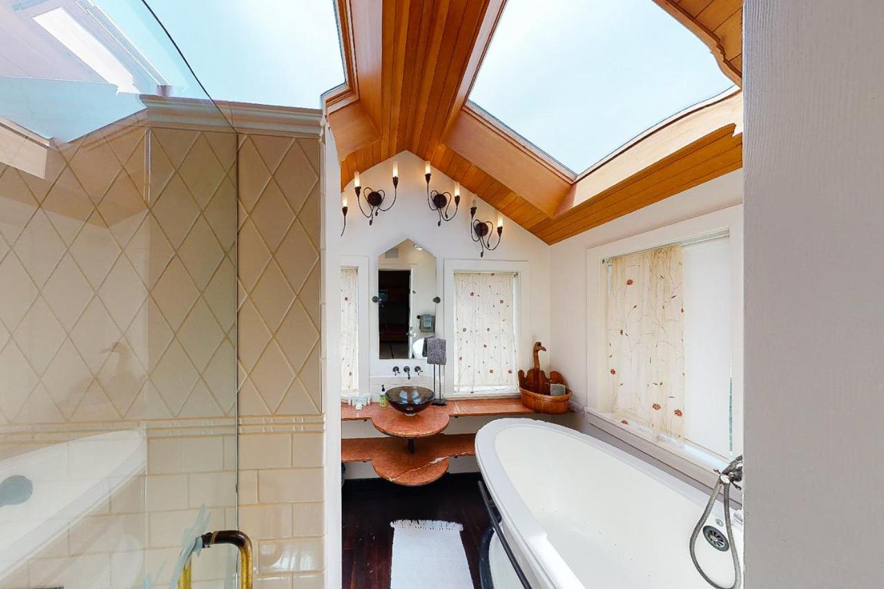 Wecoma Creekside Villa Lincoln City Esterno foto