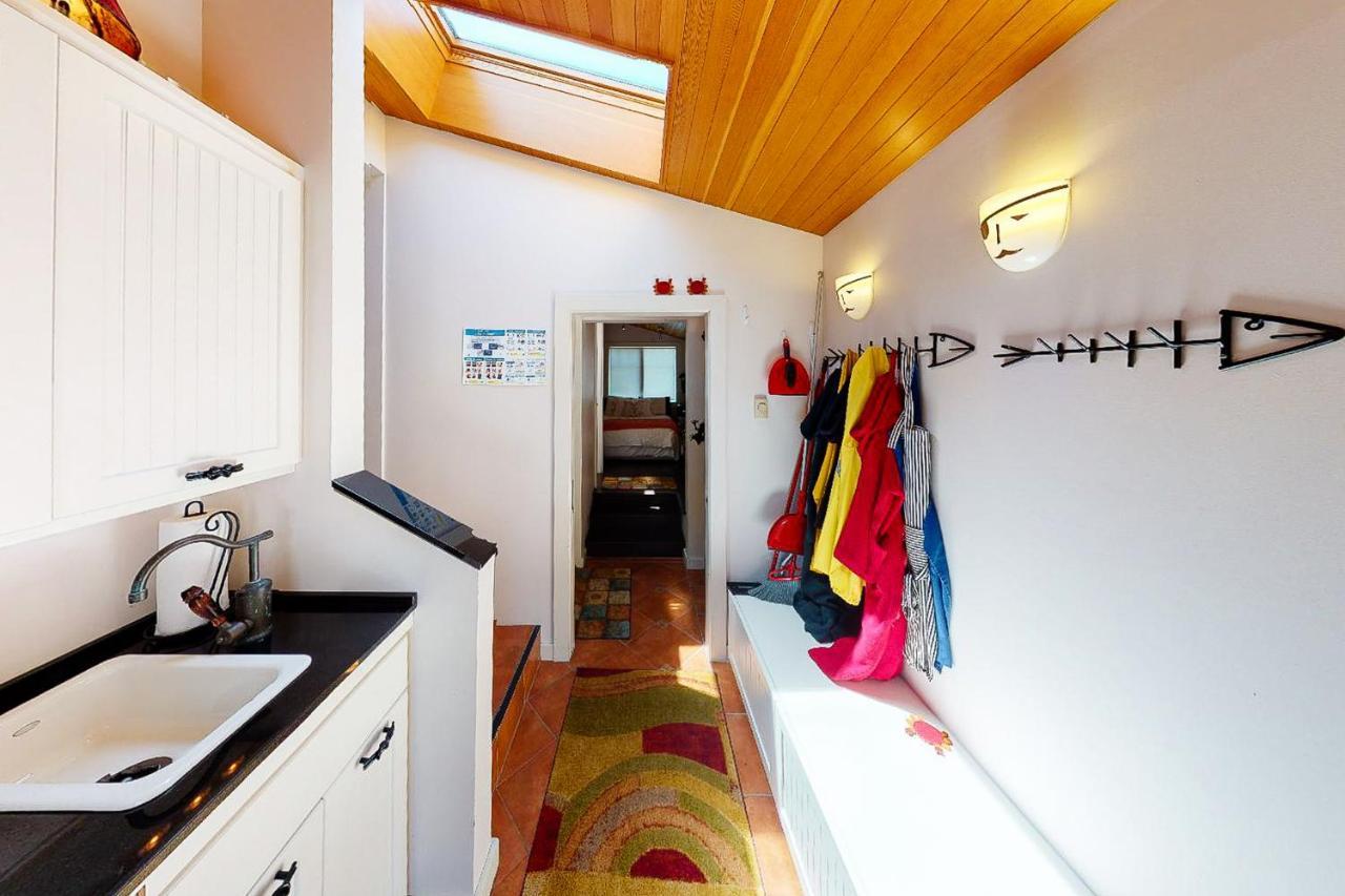 Wecoma Creekside Villa Lincoln City Esterno foto