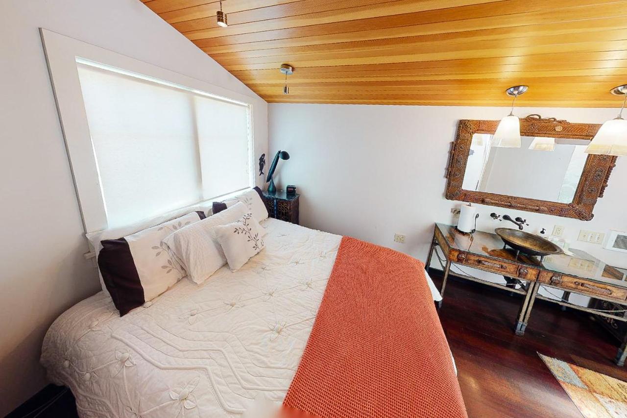 Wecoma Creekside Villa Lincoln City Esterno foto
