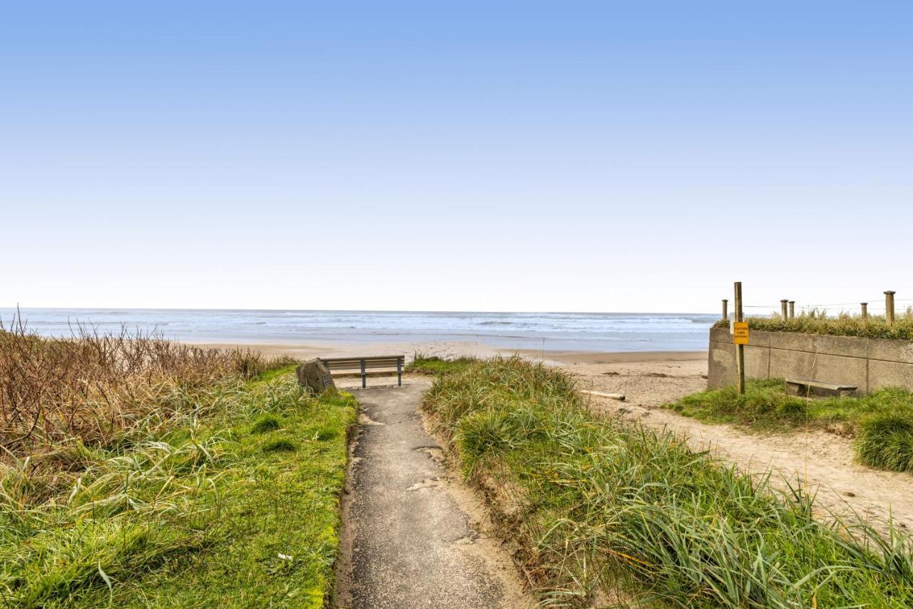 Wecoma Creekside Villa Lincoln City Esterno foto